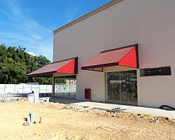 Toldo de lona retrátil preço Toldo de lona retrátil preço