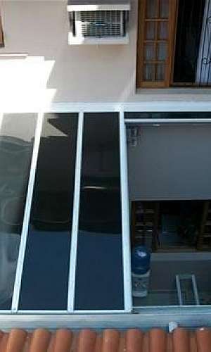 Cobertura de policarbonato retrátil manual Cobertura de policarbonato retrátil manual